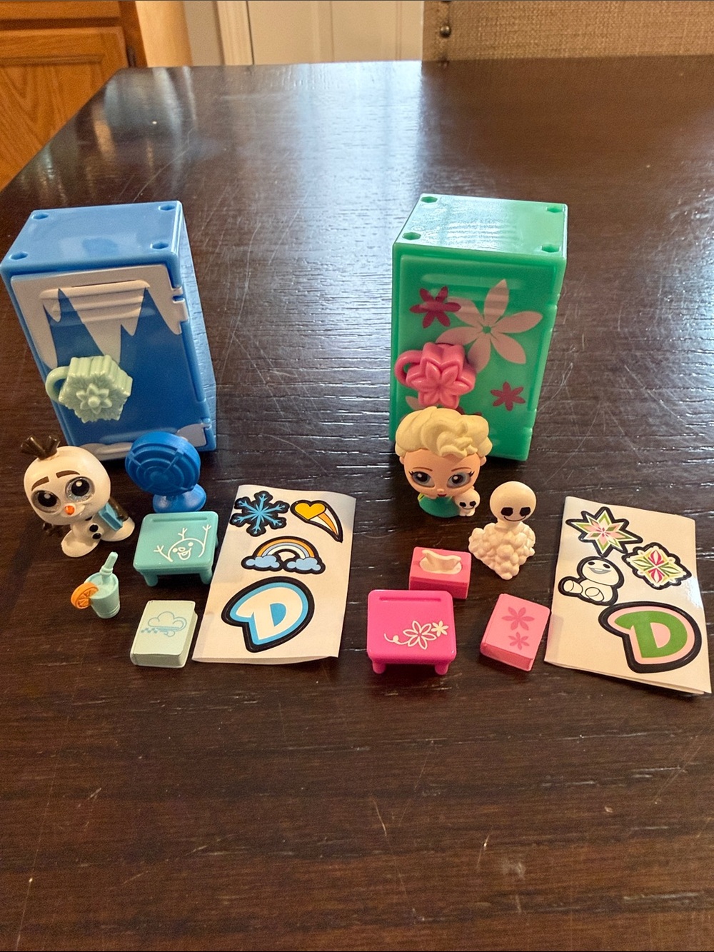 Disney Doorables Elsa and Olaf Locker Lot